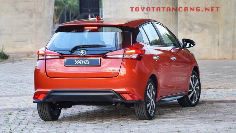 toyota yaris 2018 muaxegiatot vn 6 copy - Chọn xe hatchback Suzuki Swift hay Toyota Yaris?