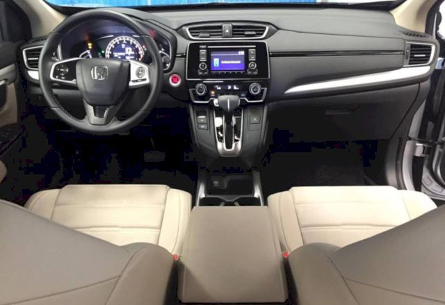 Honda CRV 1.5E 2018 taplo - Mua xe Innova V hay Honda CRV nhập khẩu (bản thấp)