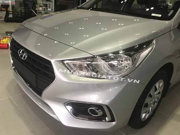 den truoc hyundai accent 2018 14 mt base muaxegiatot vn - Hyundai Accent 1.4MT Base tiêu chuẩn số sàn bản thiếu (Taxi) có gì để cạnh tranh với Vios