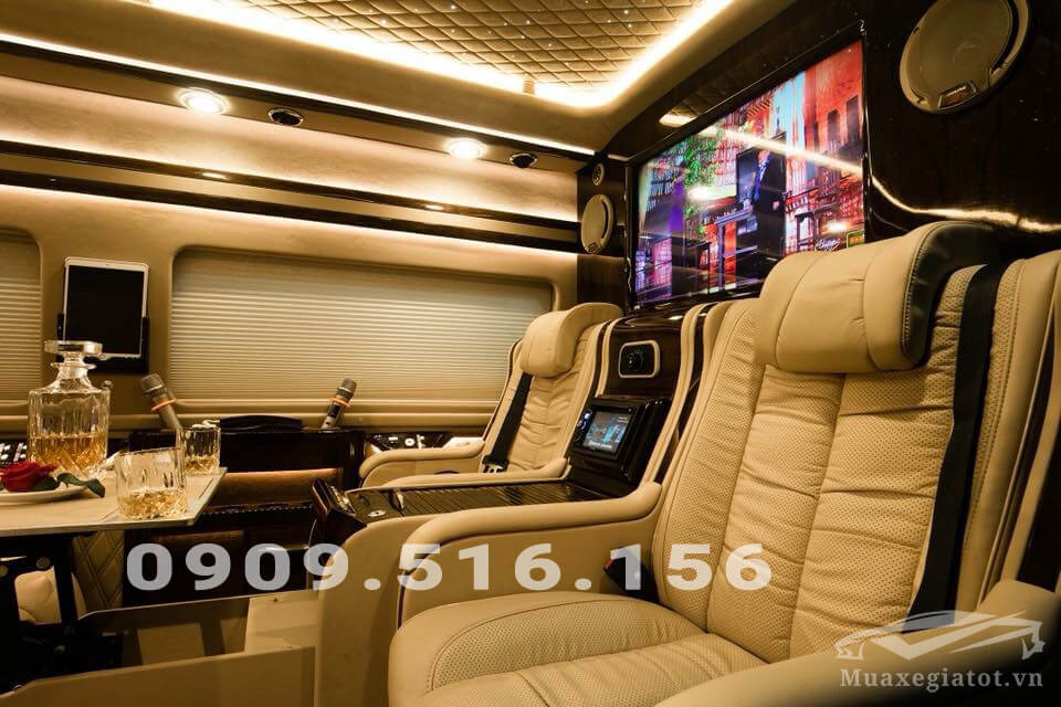 ford limousine dac biet vip muaxegiatot vn 17 - Giới thiệu Ford Transit Limousine 2021 kèm giá bán