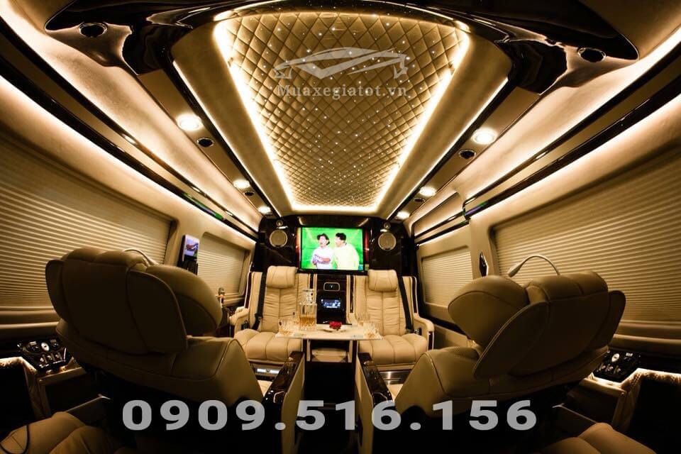 ford limousine dac biet vip muaxegiatot vn 5 - Ford Transit Limousine 2022: Thông số, Giá lăn bánh & Mua trả góp