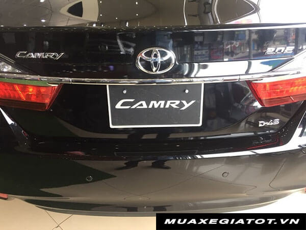 cam bien lui toyota camry 20 e 2018 2019 muaxegiatot vn - Chi tiết Toyota Camry 2.0E 2019 kèm hình ảnh, giá bán