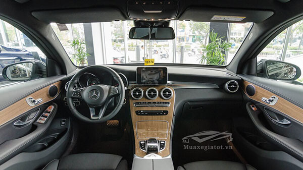 gia mercedes glc 250 4matic muaxenhanh vn 13 - Mercedes GLC 2022: Thông số, Giá lăn bánh & Mua trả góp