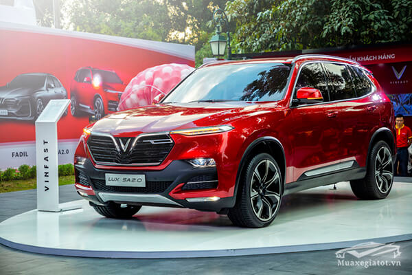 gia xe vinFast lux sa20 2019 suv muaxenhanh vn 2 - So sánh Vinfast Lux SA2.0 2022 và Toyota Fortuner 2022
