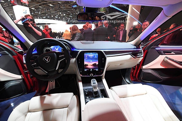noi that xe vinFast lux sa20 2019 suv muaxegiatot vn 6  - Vinfast Lux SA2.0 2022 Xe SUV 7 chỗ: Thông số, Giá lăn bánh & Mua trả góp