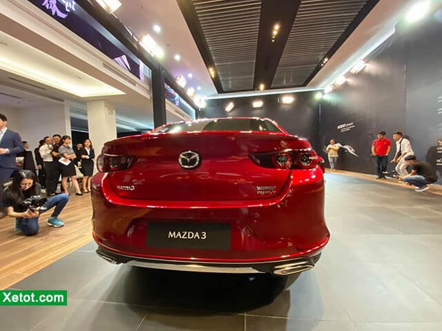duoi xe mazda 3 2020 hatchback muaxenhanh vn - Mazda 3 2022: Thông số, Giá lăn bánh & Mua trả góp