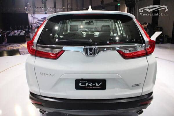 duoi xe honda crv 2020 7 cho Xetot com 13 - So sánh xe 7 chỗ Mitsubishi Outlander và Honda CR-V tại Việt Nam