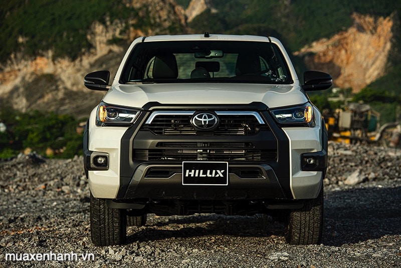 dau xe toyota hilux 2021 muaxenhanh vn 1 - Chi tiết bán tải Toyota Hilux 2021, thông số và giá bán