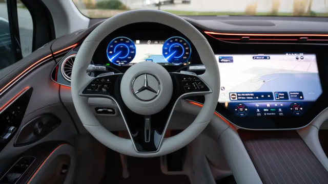 Mercedes-Benz EQS SUV 500 4Matic 2024 giá bán mới nhất – Đánh giá xe – Hình ảnh