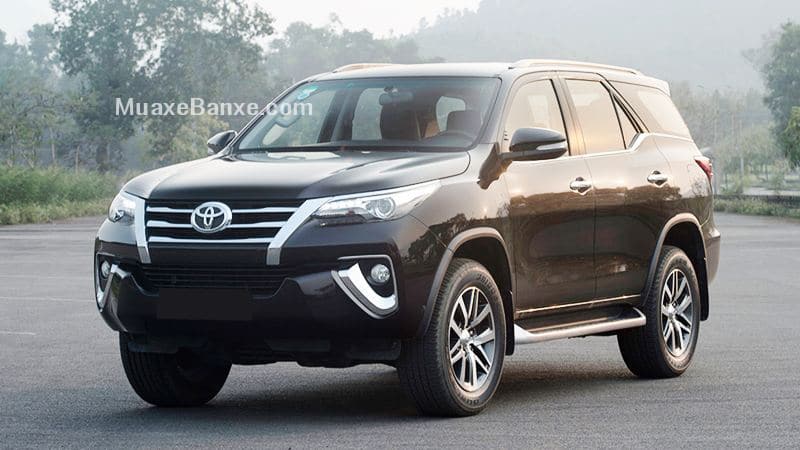 dau-xe-toyota-fortuner-2-7at-4-4-2019-may-xang-2-cau-muaxenhanh-vn