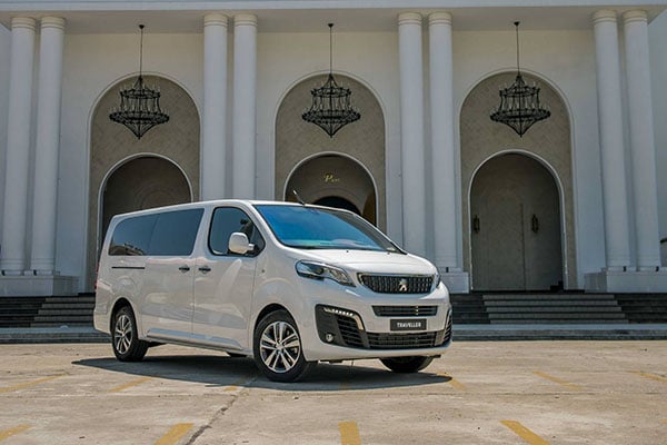 peugeot traveller luxury 2019 2020 7 cho muaxebanxe com 44 - Peugeot Traveller 2022: Thông số, Giá lăn bánh & Mua trả góp
